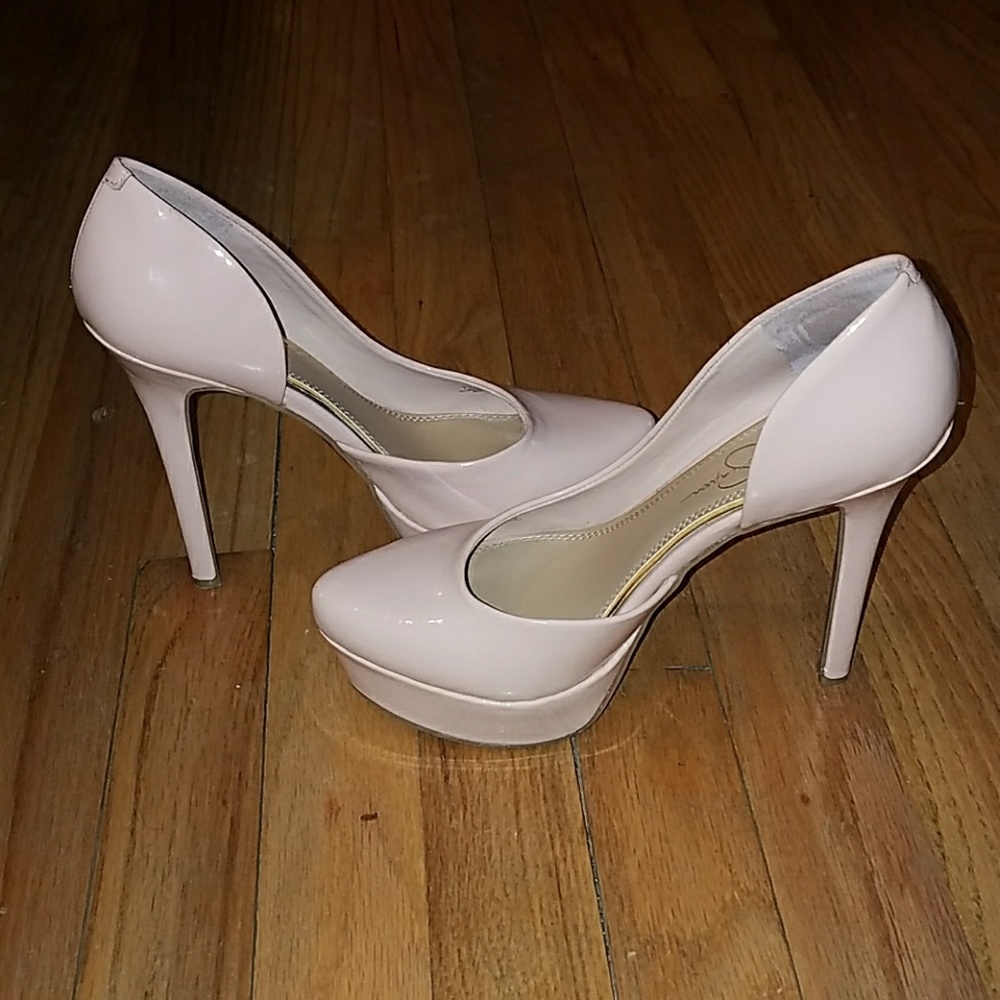 Pumps - Picture 3 of 4